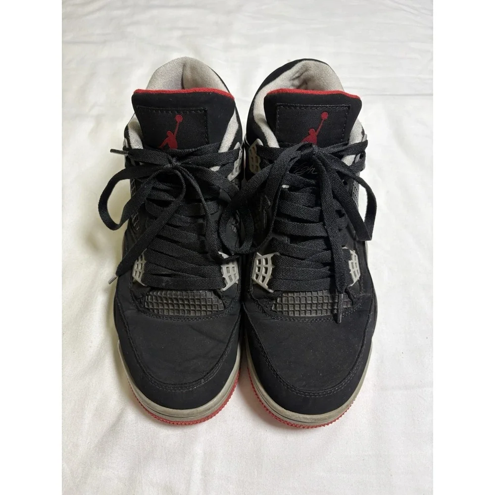 Nike product pair